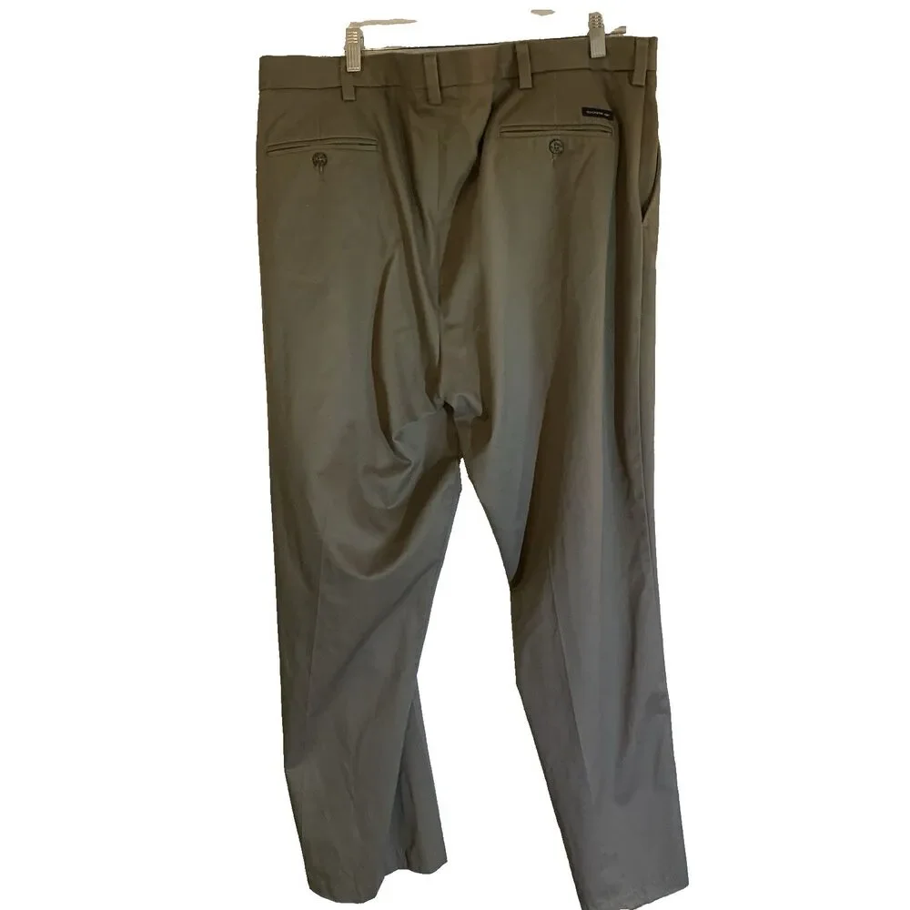 Dockers  Straight Fit  Pants Men's Size 40X30 Olive Green Business Casual